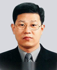 樸三坤，醫(yī)學(xué)博士