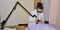 美容手術(shù)或美容治療